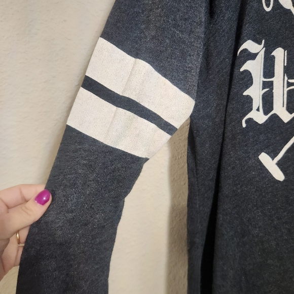 Wildfox Long Sleeve Tshirt Size Medium - Picture 3 of 8